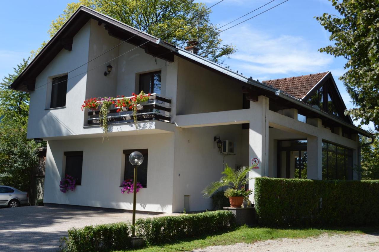 Villa My Island Бихач Экстерьер фото